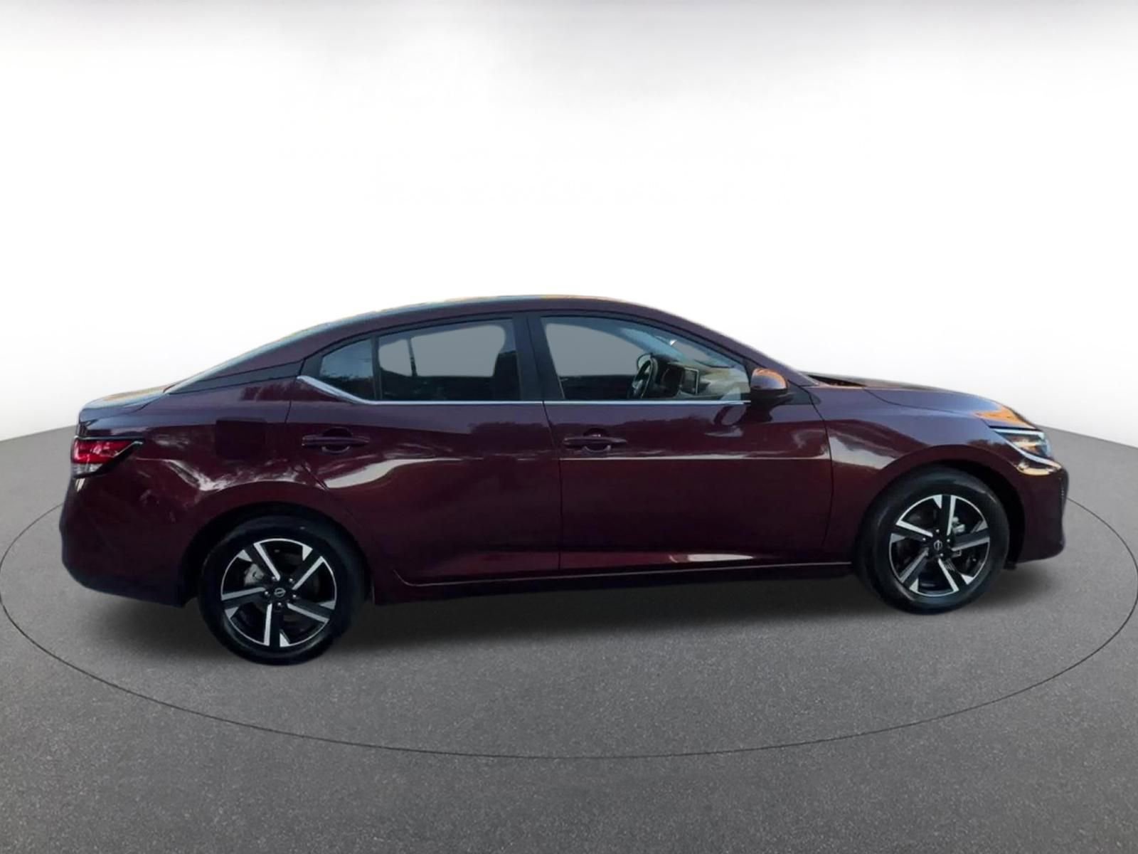 Used 2025 Nissan Sentra SV image 16