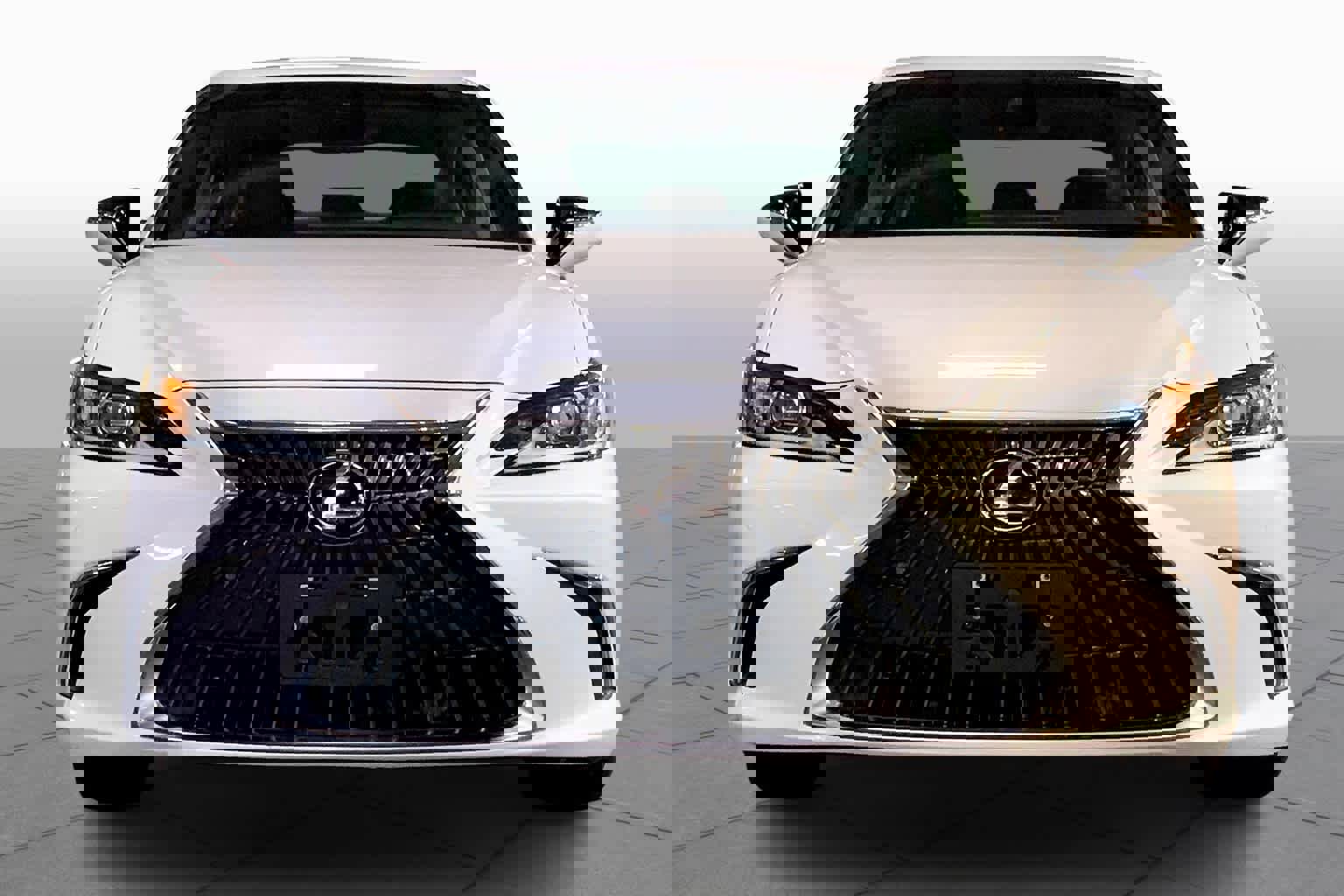 Certified 2022 Lexus ES 350 w/ Premium Package image 4