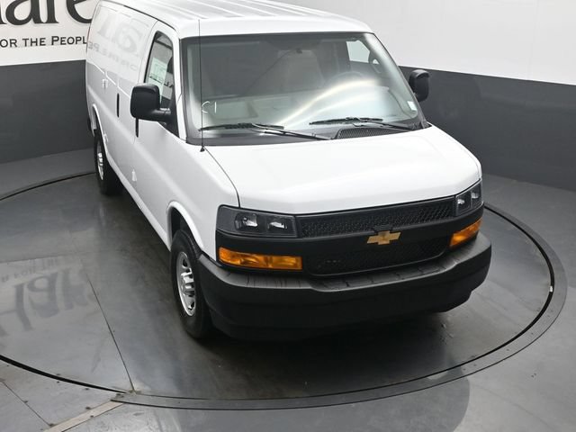 New 2026 Chevrolet Express 2500 w/ Driver Convenience Package RWD image 26