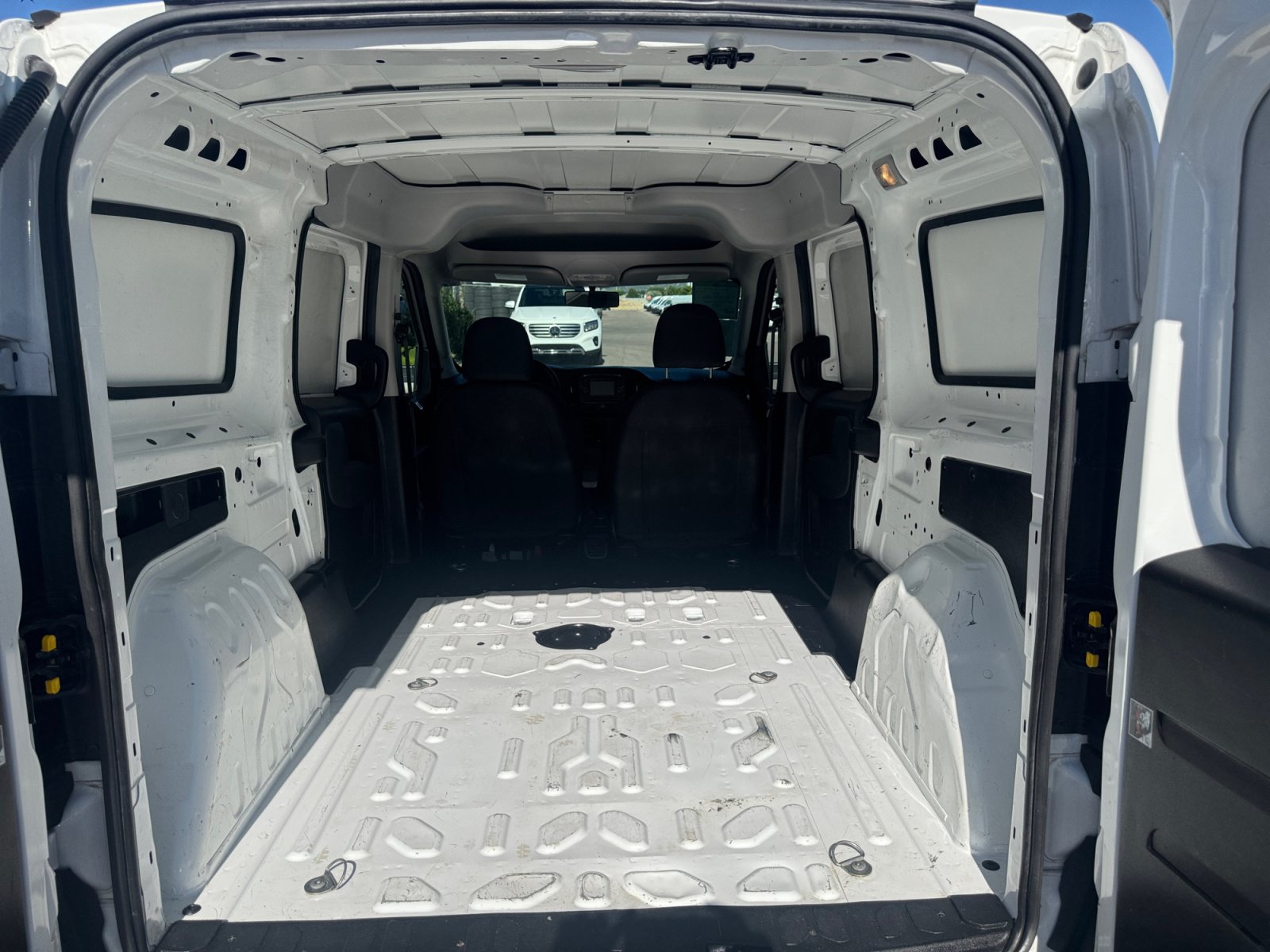 Used 2021 RAM ProMaster City Tradesman FWD image 16