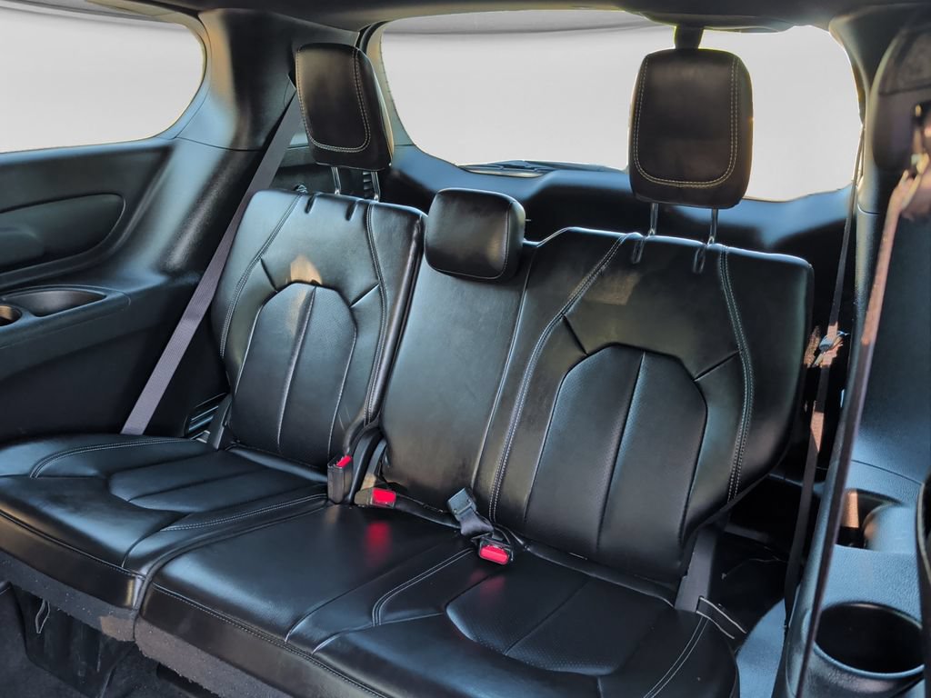 Used 2025 Chrysler Pacifica Select FWD image 33