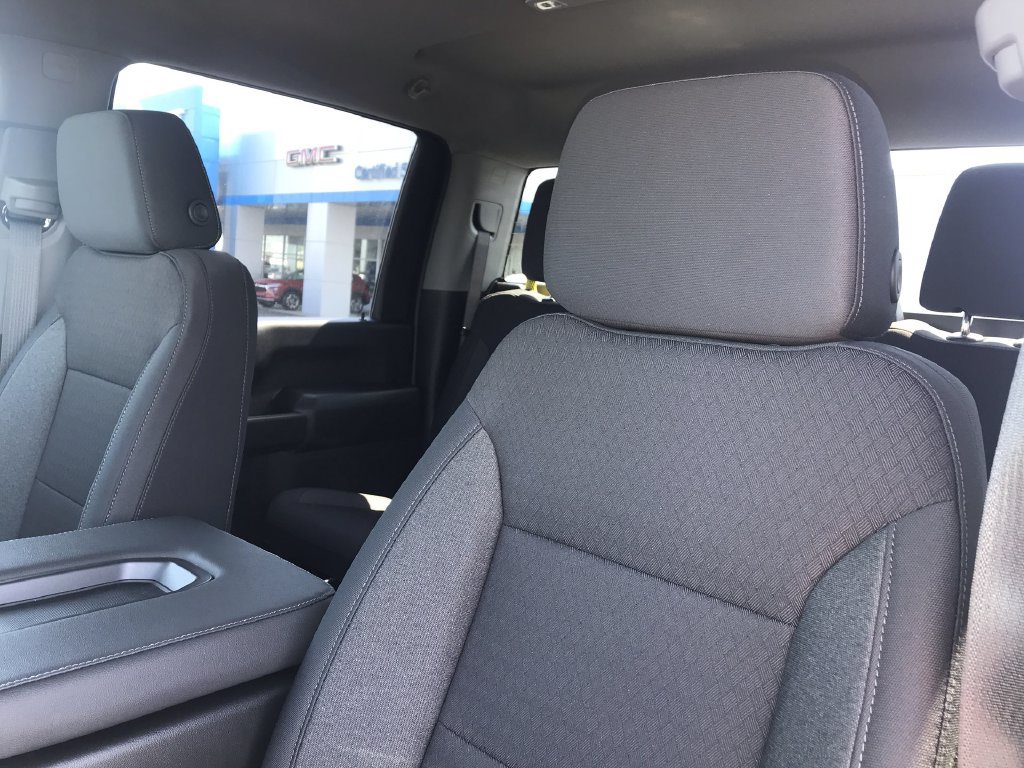 New 2026 Chevrolet Silverado 2500 Custom w/ Custom Value Package AWD/4WD image 11