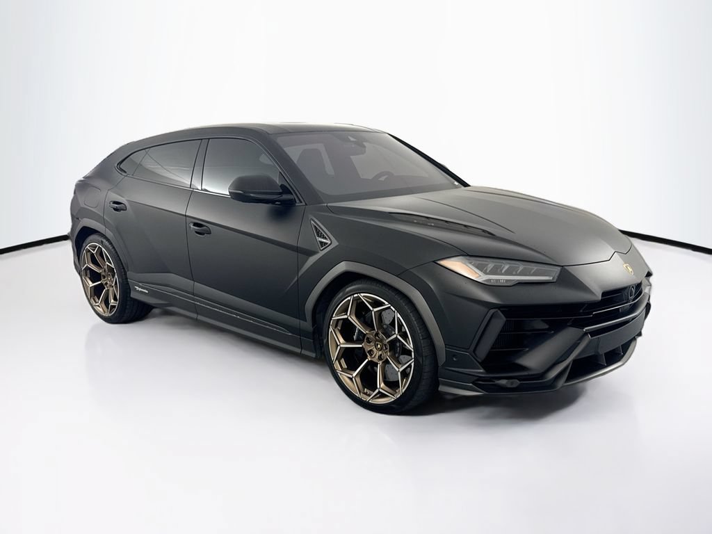 Used 2023 Lamborghini Urus Performante AWD/4WD image 3