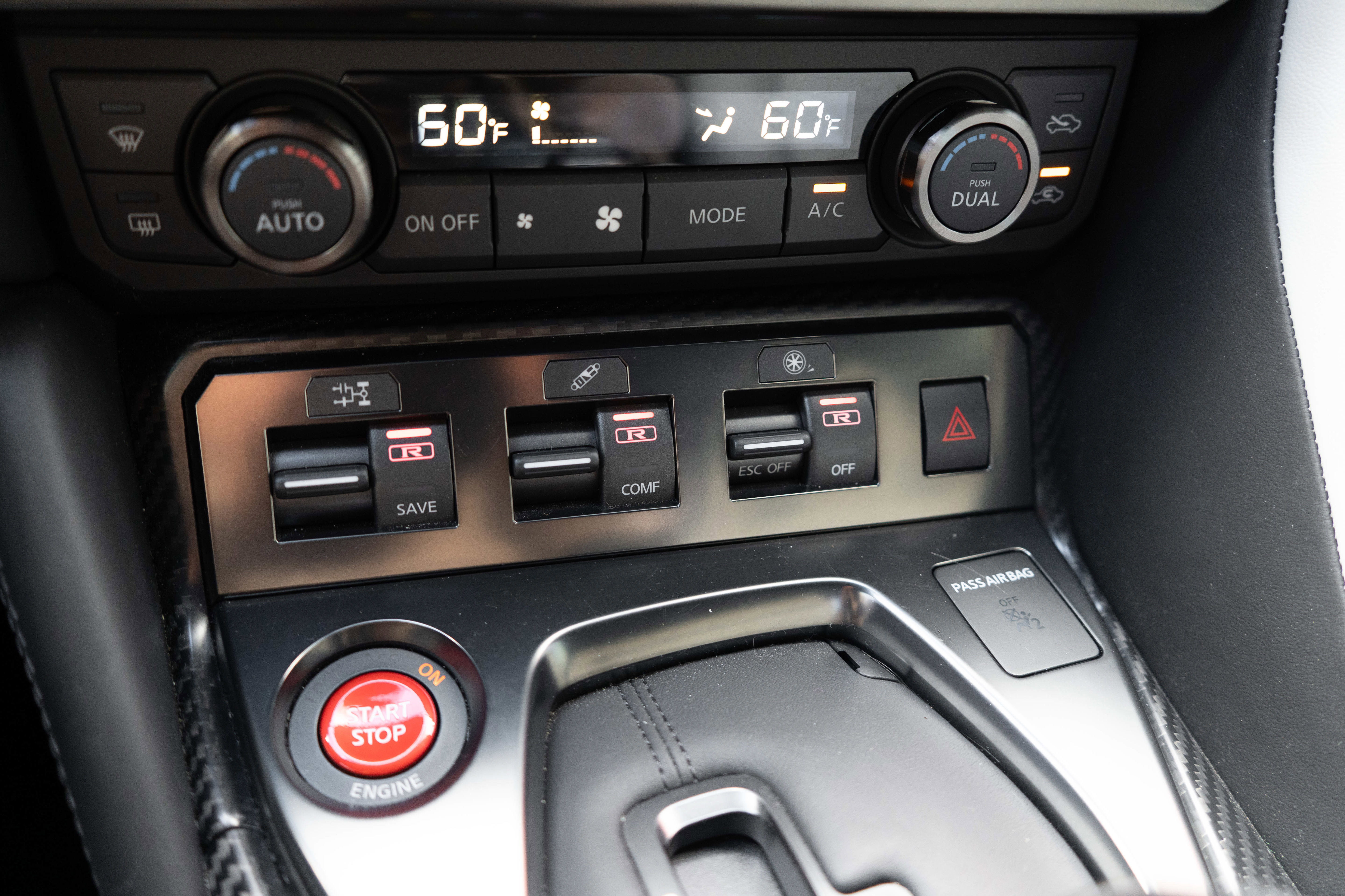Used 2024 Nissan GT-R Premium w/ Premium Interior Package AWD/4WD image 24