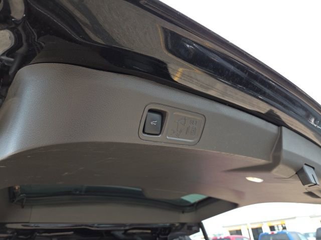 Used 2022 Lincoln Navigator L Reserve image 9