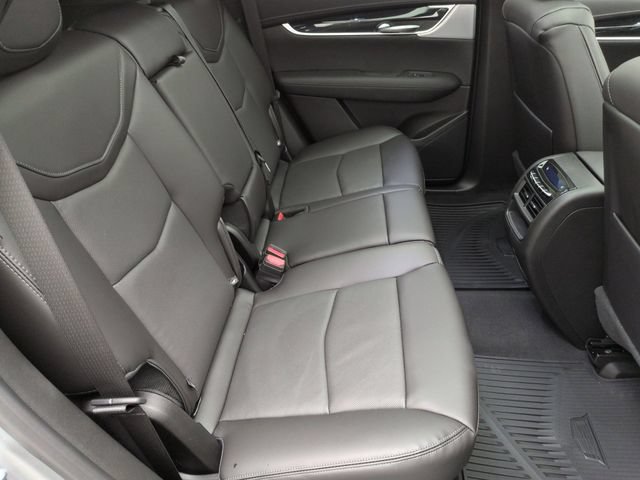 Used 2026 Cadillac XT5 Premium Luxury w/ LPO, ONYX Package AWD/4WD image 26