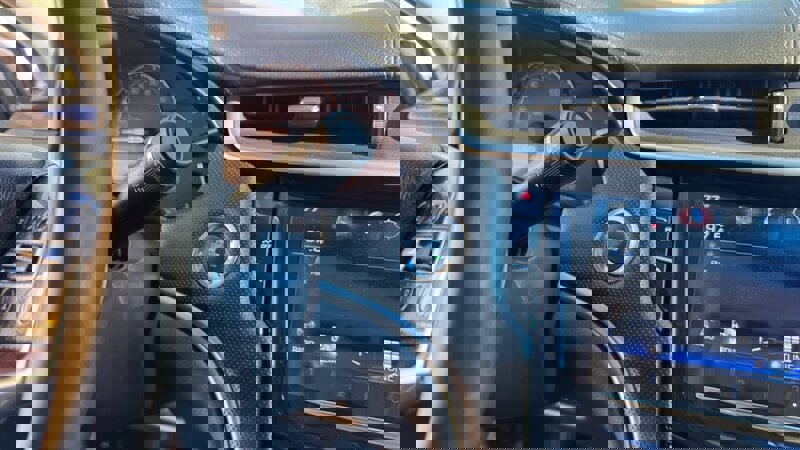 Used 2017 Cadillac XTS Luxury image 5