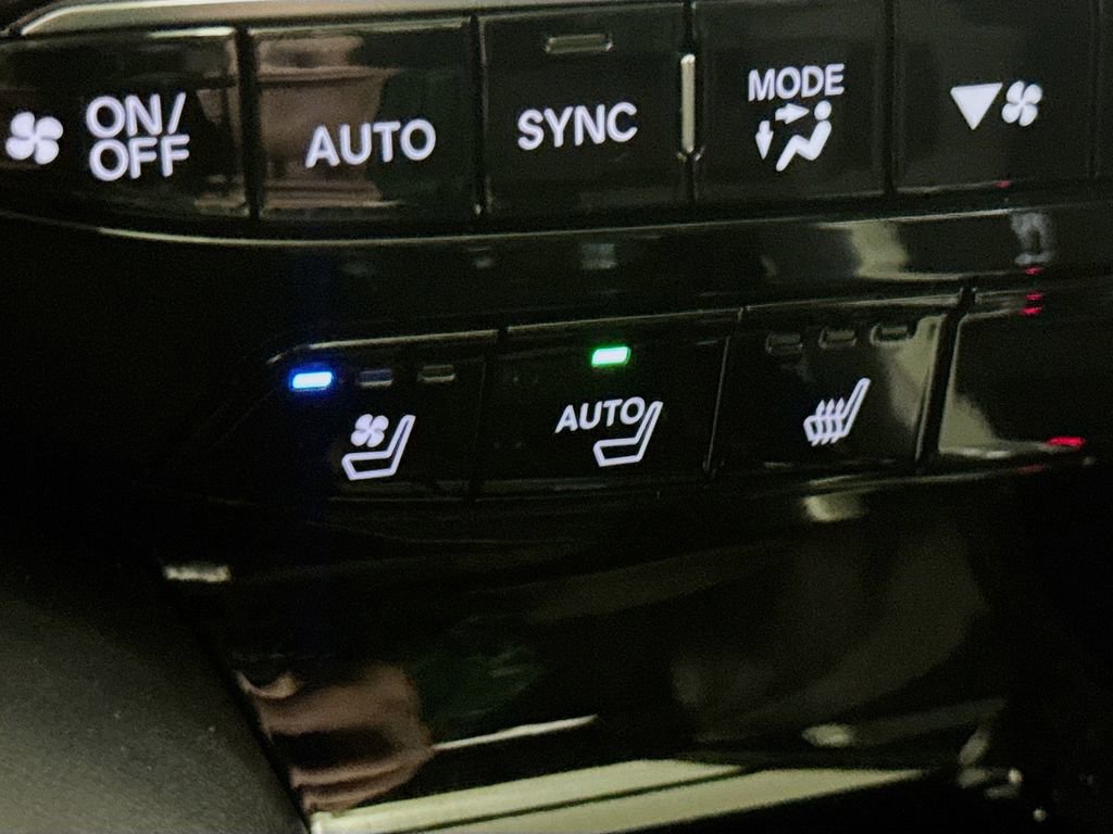 Used 2022 Acura MDX A-Spec image 21