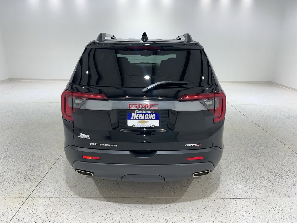 Used 2023 GMC Acadia AT4 w/ Preferred Package image 4