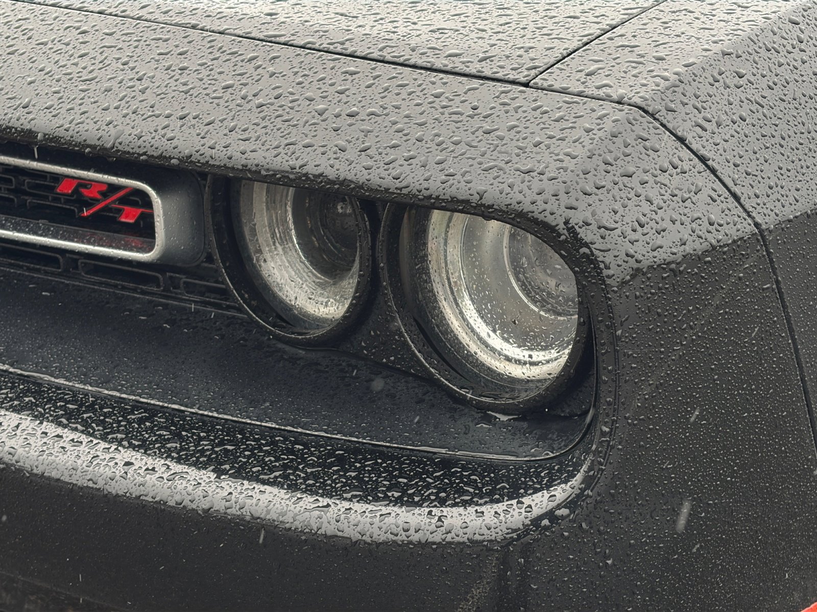 Used 2018 Dodge Challenger R/T RWD image 10