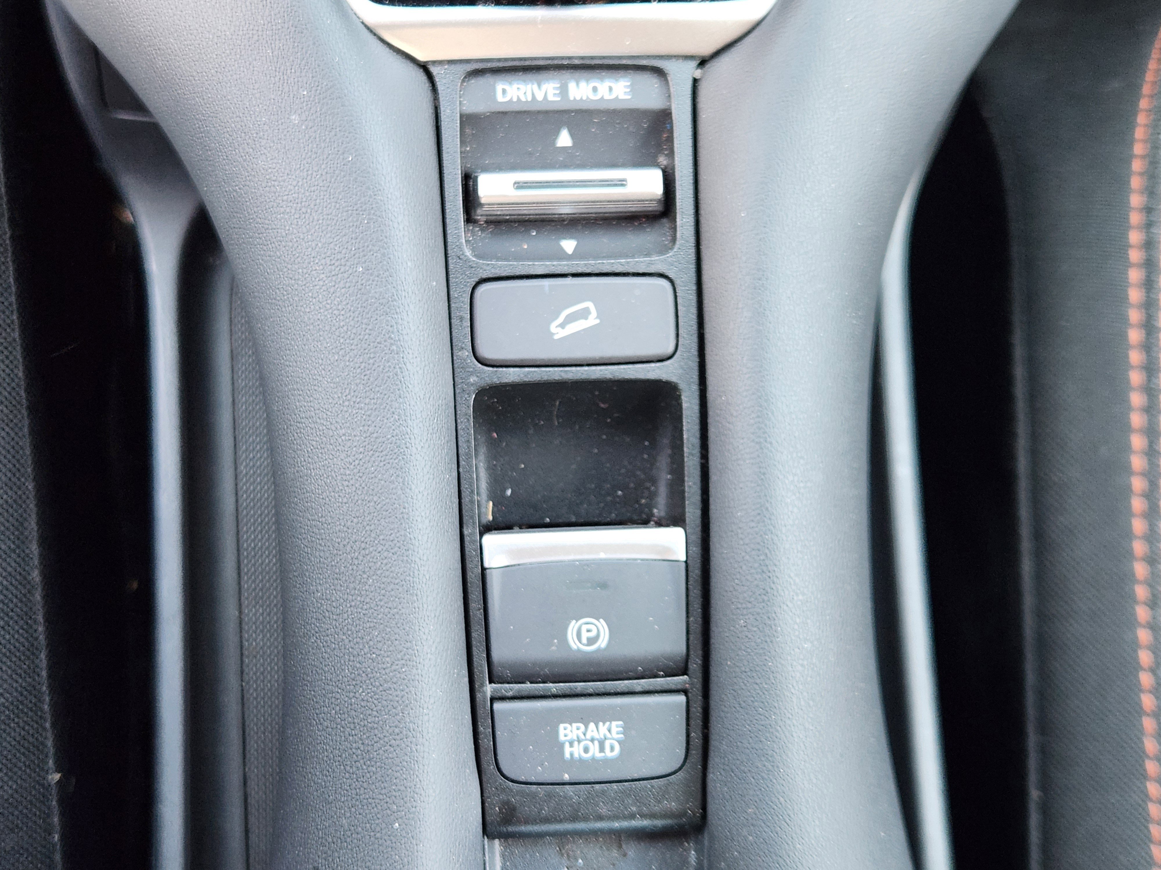 Certified 2024 Honda HR-V Sport image 21