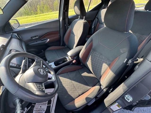 Used 2024 Nissan Kicks SR image 10