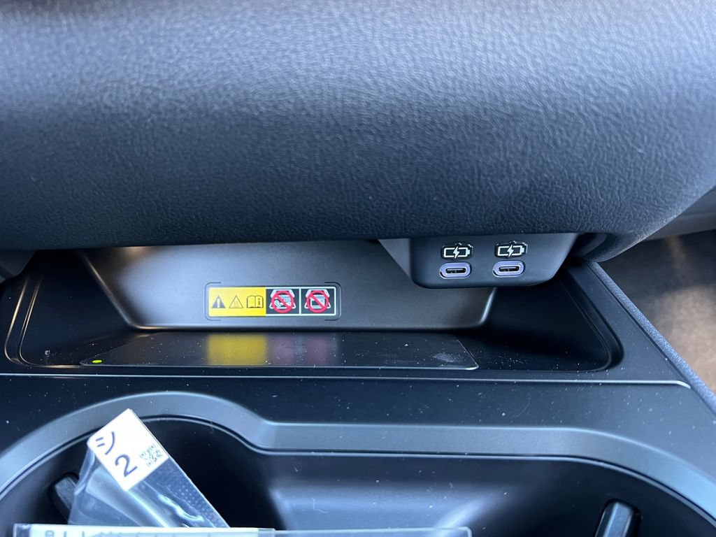 New 2025 Lexus UX 300h AWD w/ Accessory Package (P1) image 20