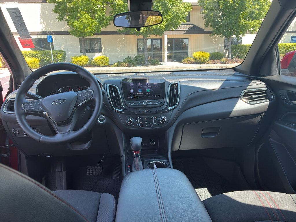 Used 2023 Chevrolet Equinox RS FWD image 41