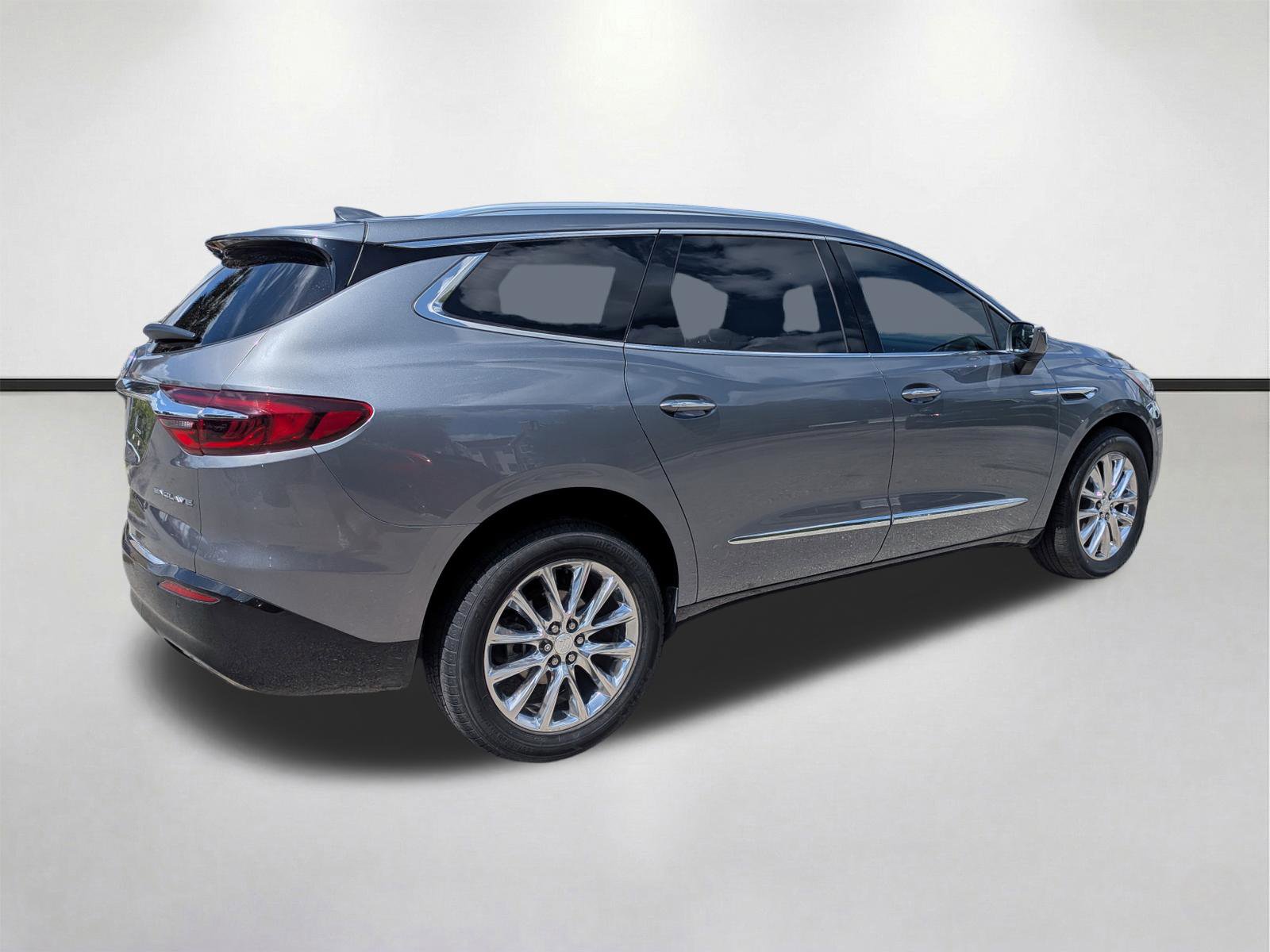 Used 2018 Buick Enclave Premium image 4