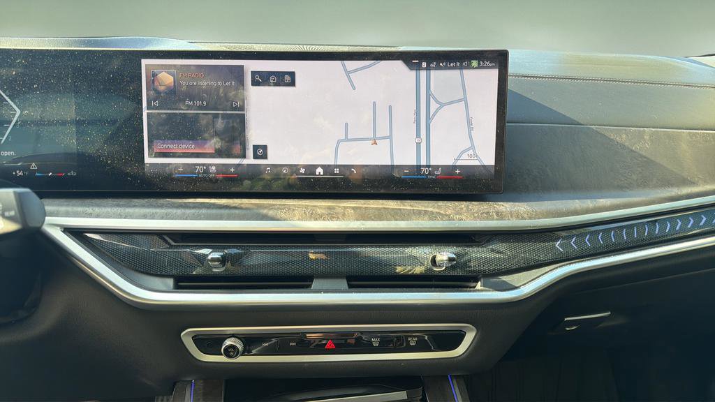 Used 2024 BMW X7 xDrive40i w/ Climate Comfort Package image 25