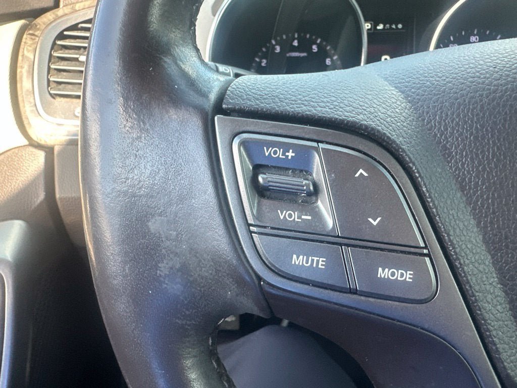 Used 2017 Hyundai Santa Fe Sport AWD/4WD image 18