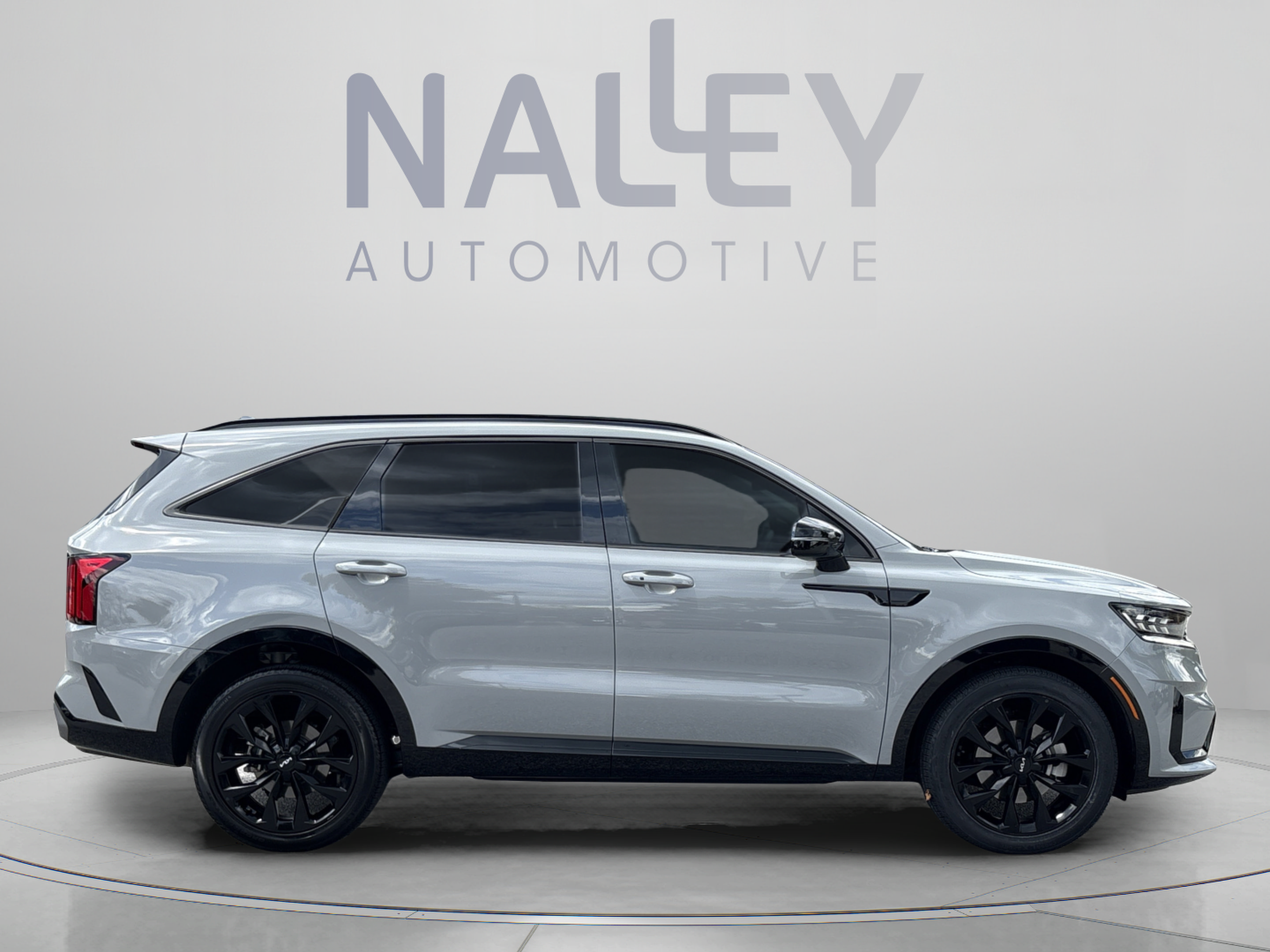 Certified 2023 Kia Sorento SX FWD image 6