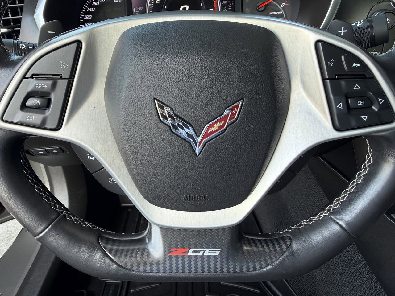 Used 2016 Chevrolet Corvette Z06 w/ 3LZ Preferred Equipment Group RWD image 21