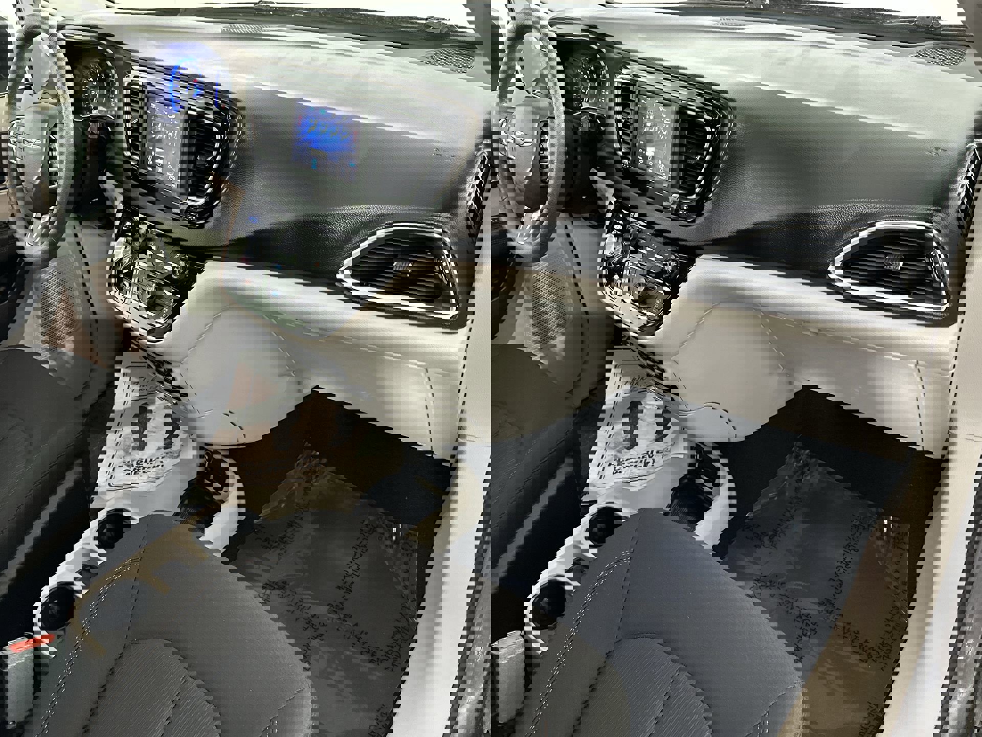 Used 2018 Chrysler Pacifica LX w/ Tire & Wheel Group image 36