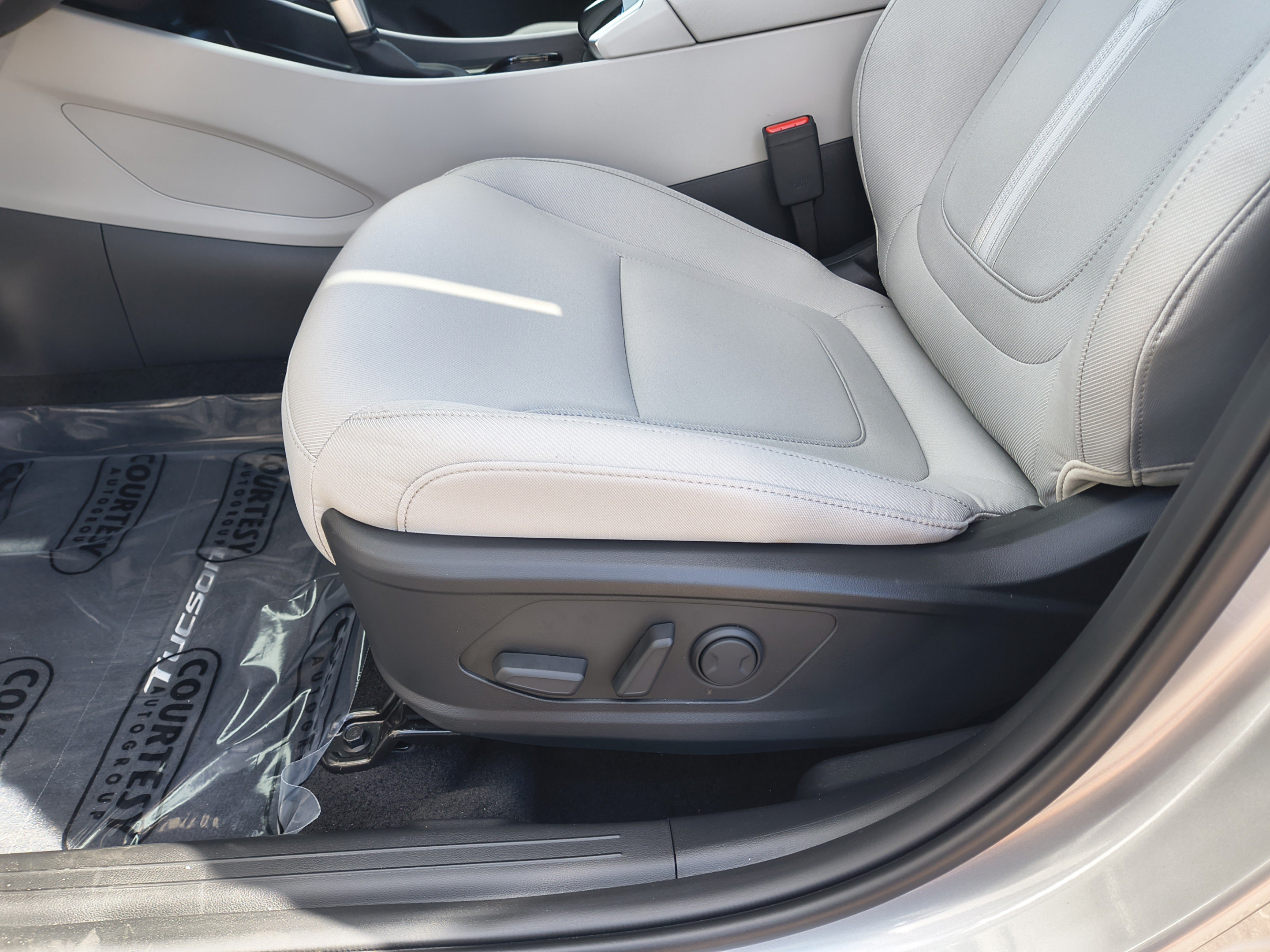 New 2026 Hyundai Tucson SEL FWD image 19