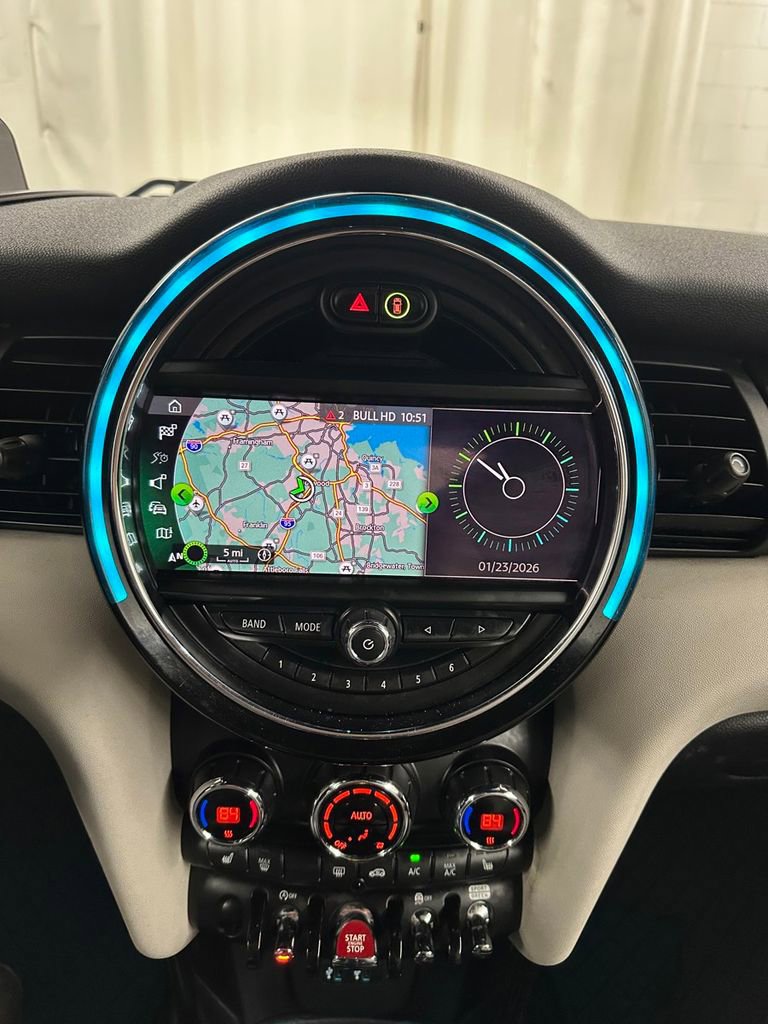 Used 2019 MINI Cooper S image 21