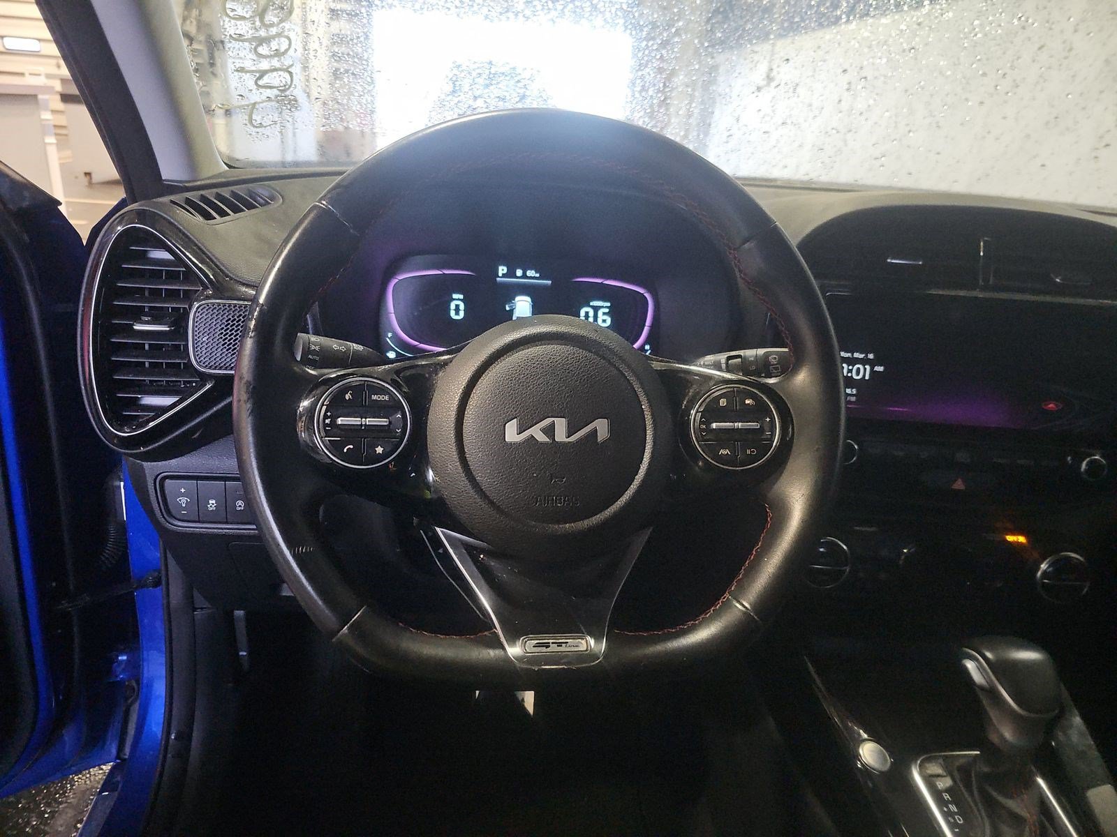 Used 2023 Kia Soul GT-Line FWD image 10
