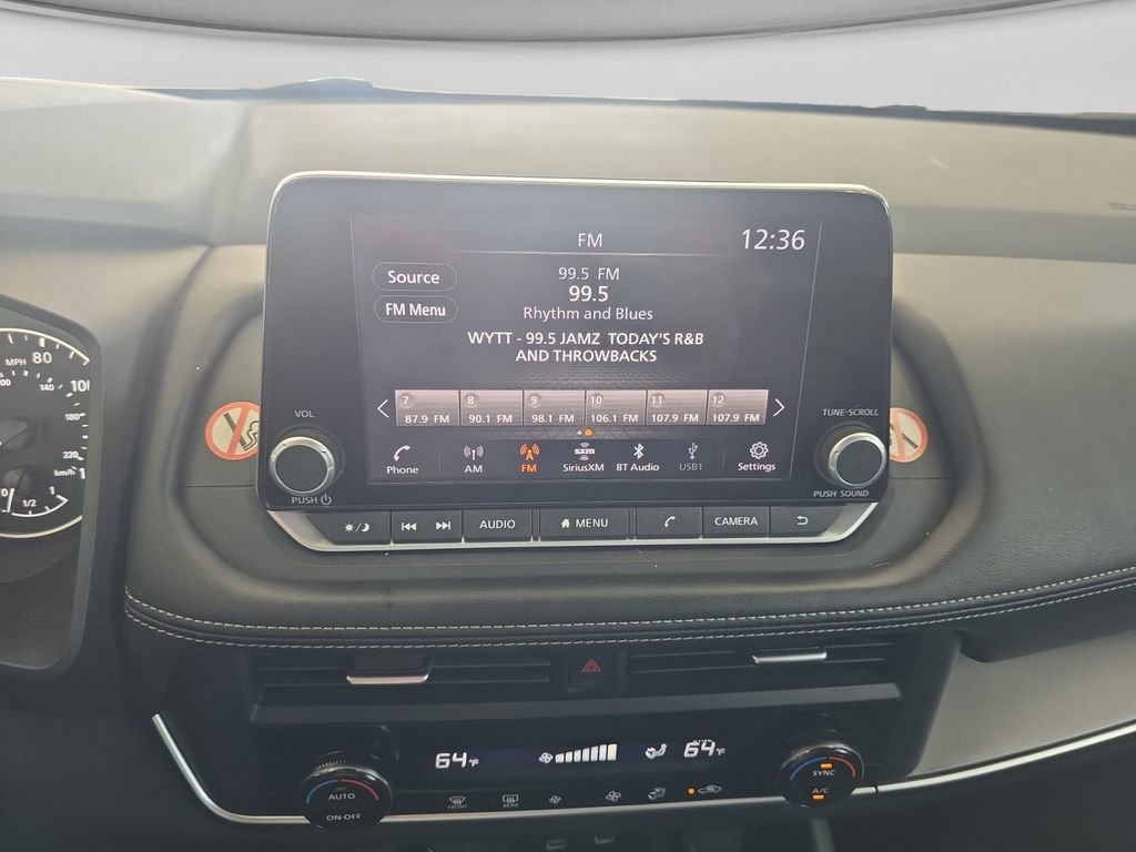Used 2024 Nissan Rogue SV FWD image 21