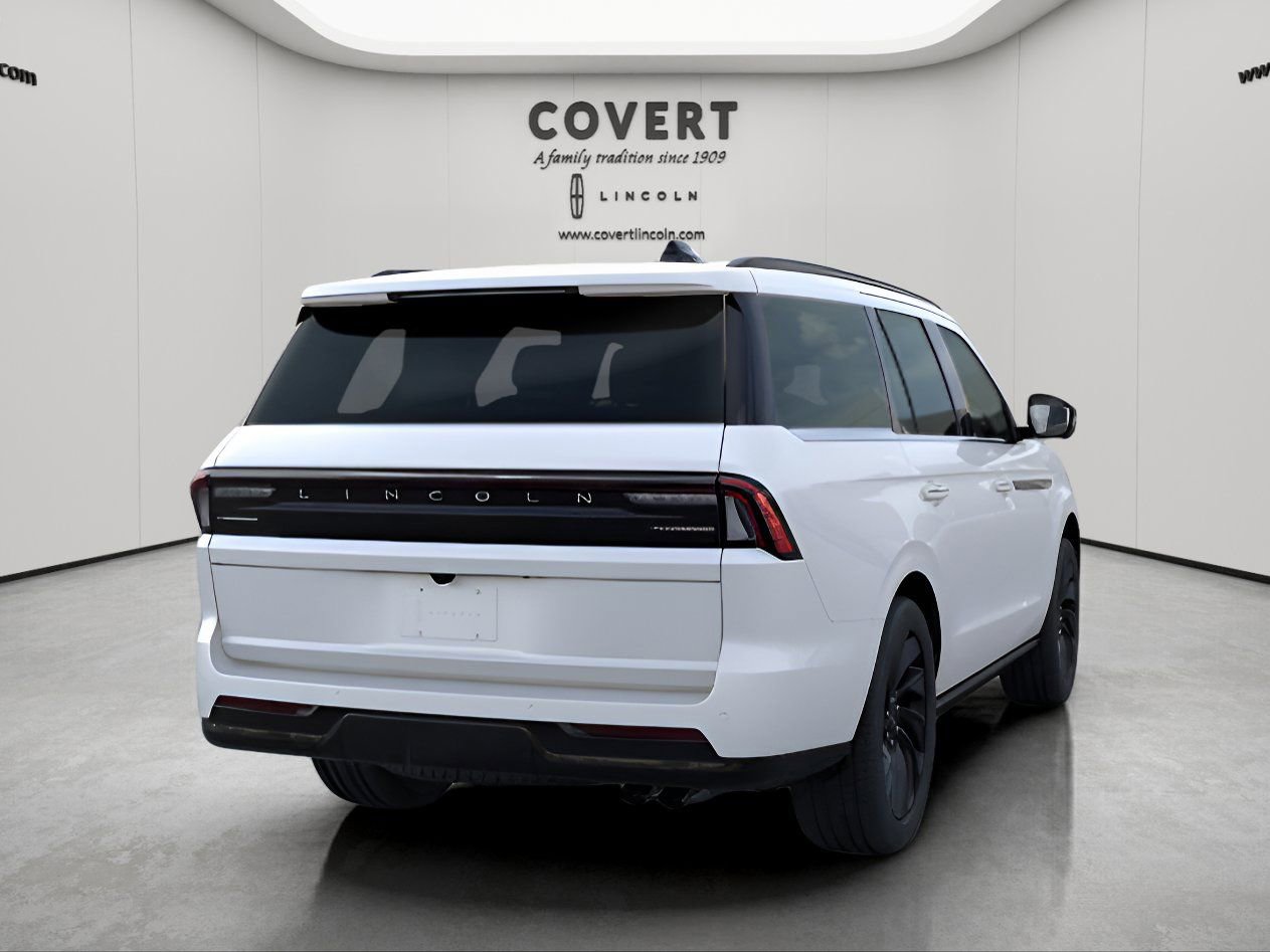 New 2025 Lincoln Navigator Reserve w/ Jet Appearance Package image 4