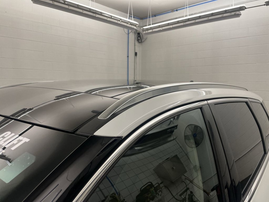 Used 2022 Lincoln Corsair Reserve w/ Equipment Group 201A image 29