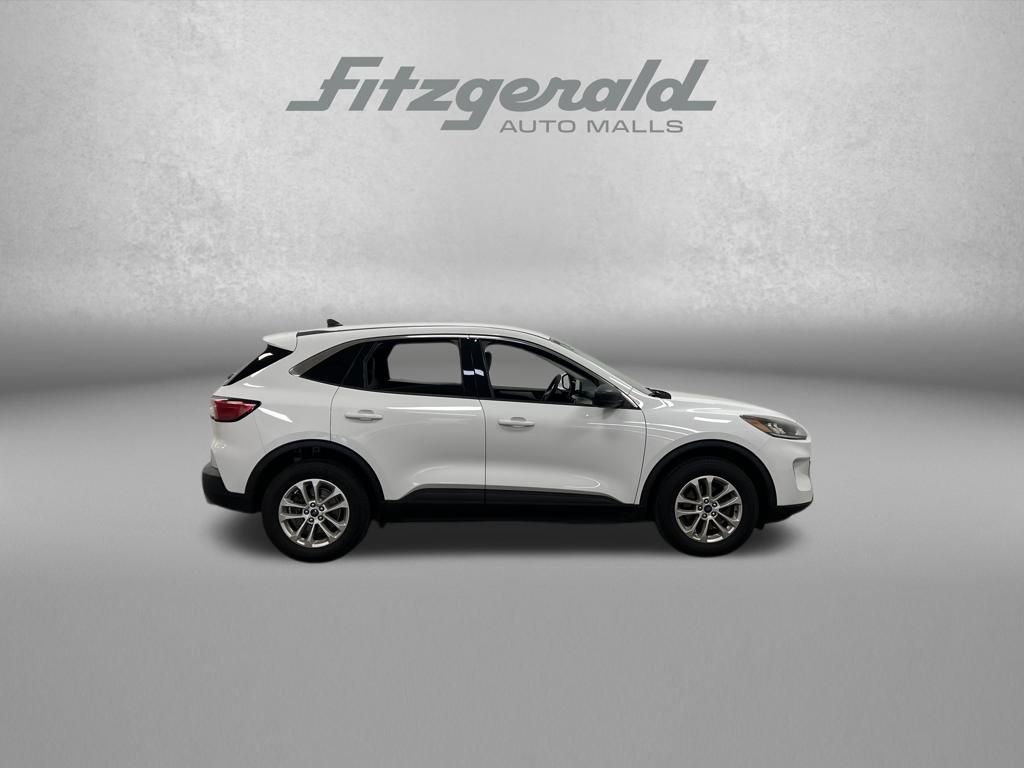 Used 2022 Ford Escape SE AWD/4WD image 6