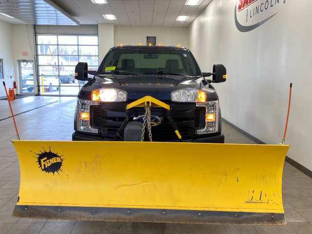 Used 2019 Ford F250 XL w/ Power Equipment Group image 3
