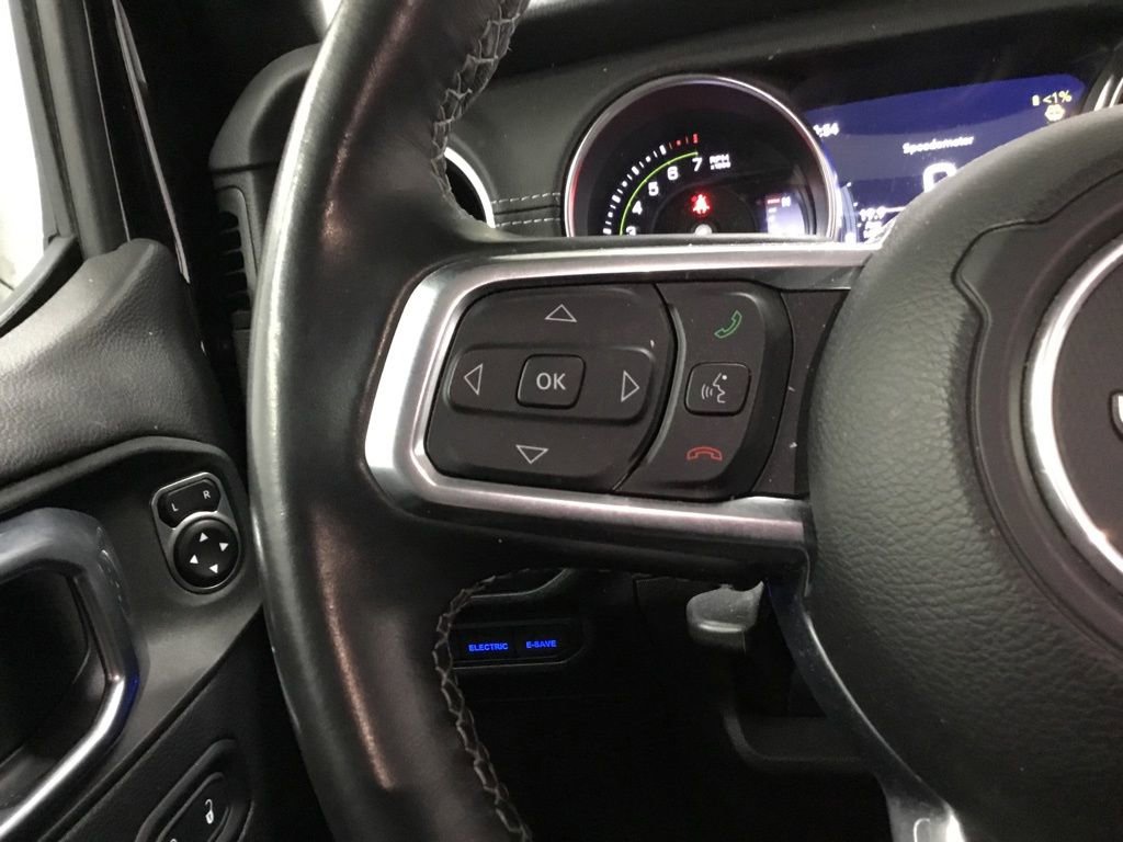 Used 2022 Jeep Wrangler Unlimited Sahara image 35
