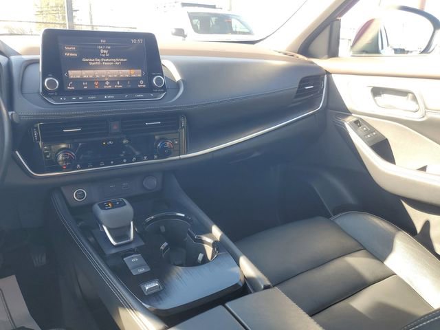 Used 2021 Nissan Rogue SL image 30