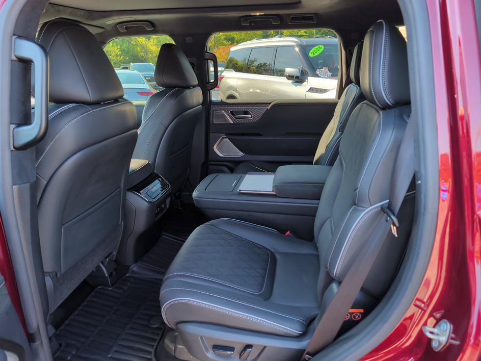 Certified 2025 INFINITI QX80 Autograph AWD/4WD image 9