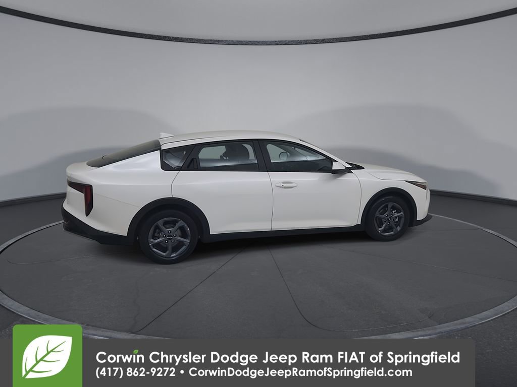 Used 2025 Kia K4 FWD image 15
