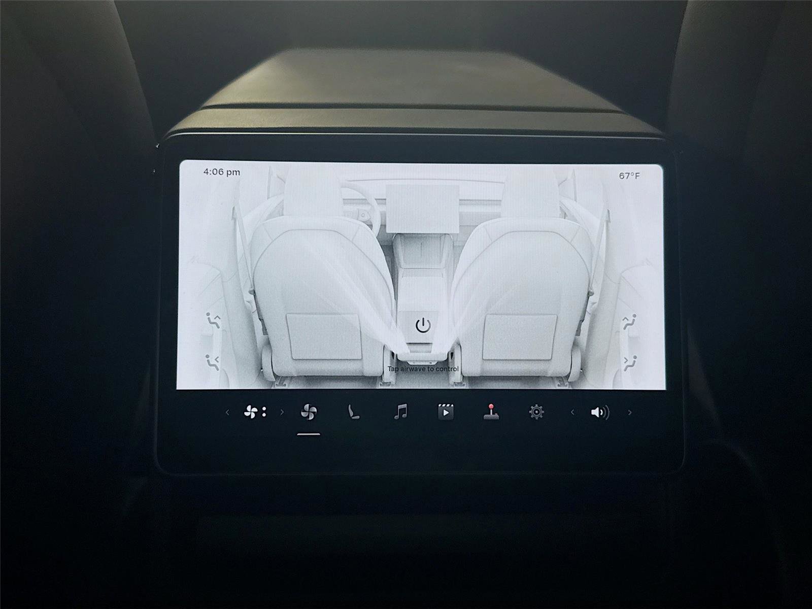 Used 2026 Tesla Model Y Long Range image 24