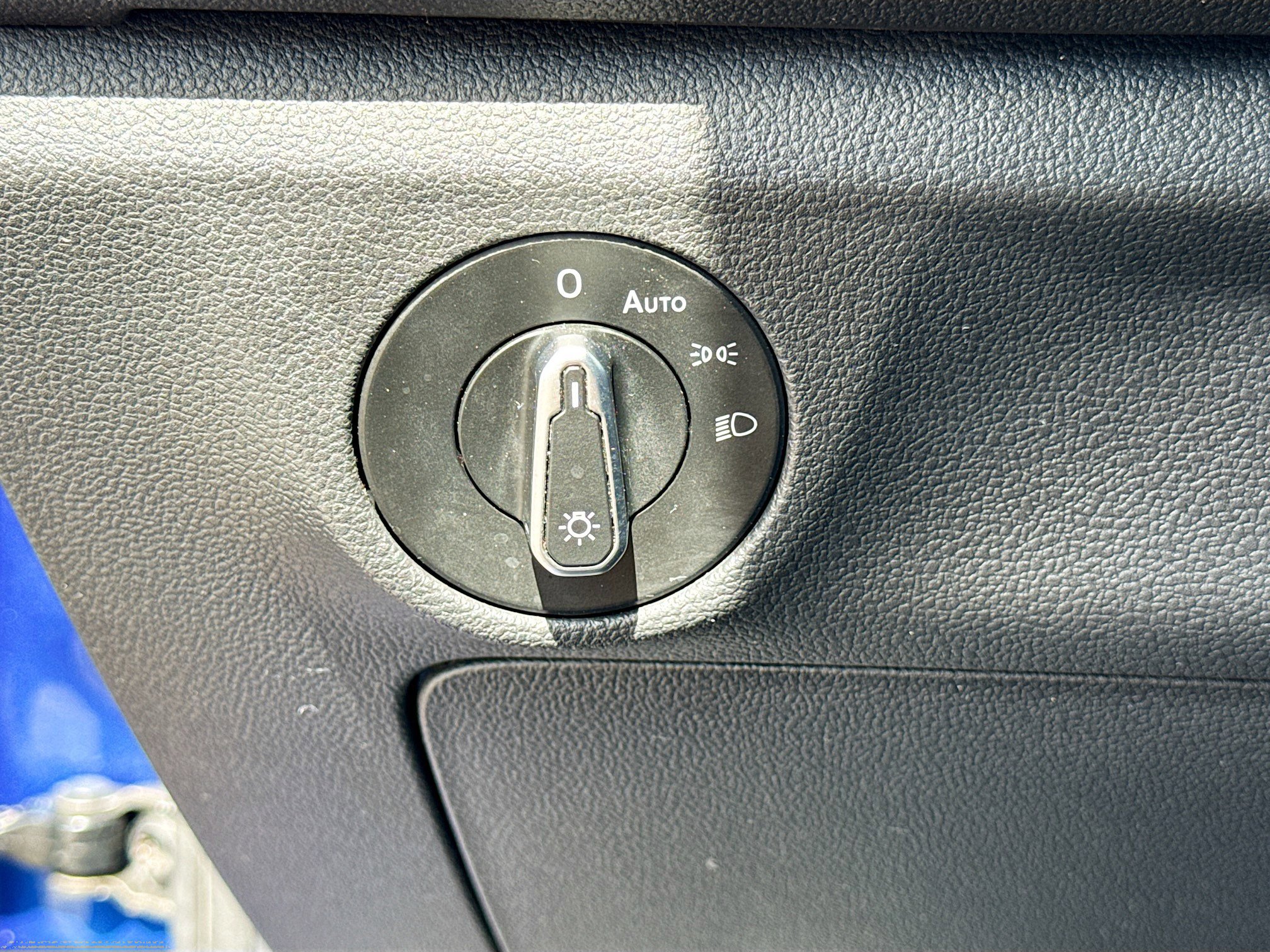 Used 2024 Volkswagen Jetta SE image 34