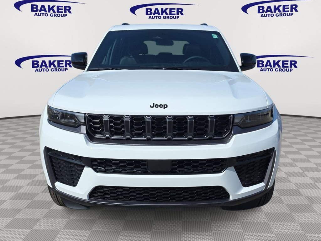 New 2026 Jeep Grand Cherokee Altitude image 8