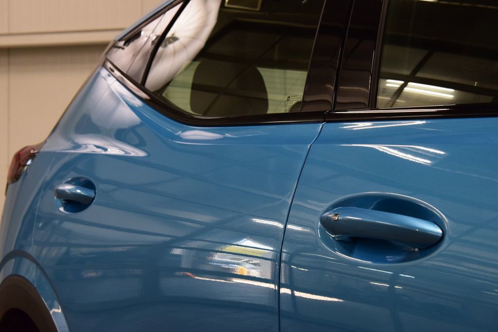 New 2027 Chevrolet Bolt LT w/ Comfort Package image 17