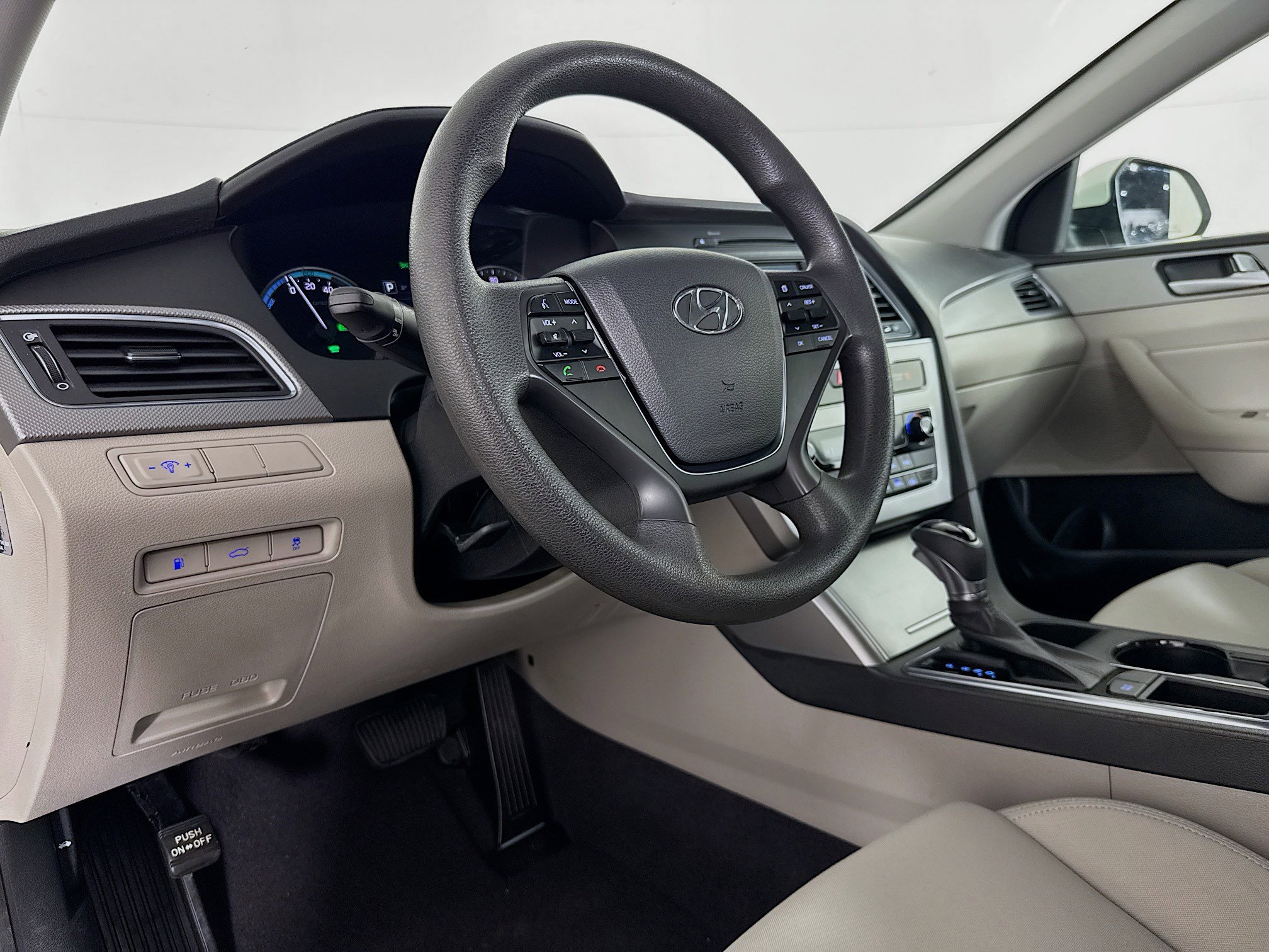 Used 2016 Hyundai Sonata SE image 22