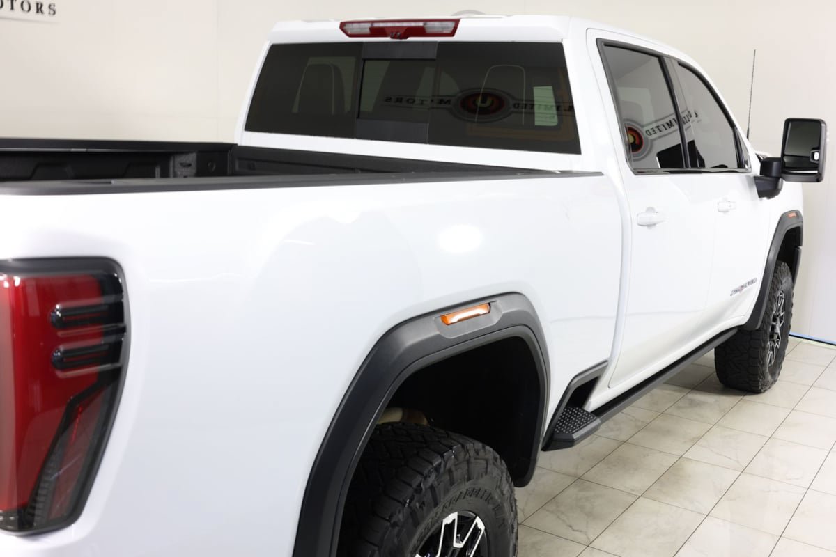Used 2026 GMC Sierra 2500 AT4X AWD/4WD image 46