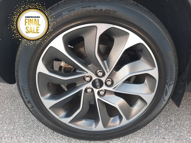 Used 2022 Lincoln Nautilus Reserve w/ Cargo Utility Package image 7