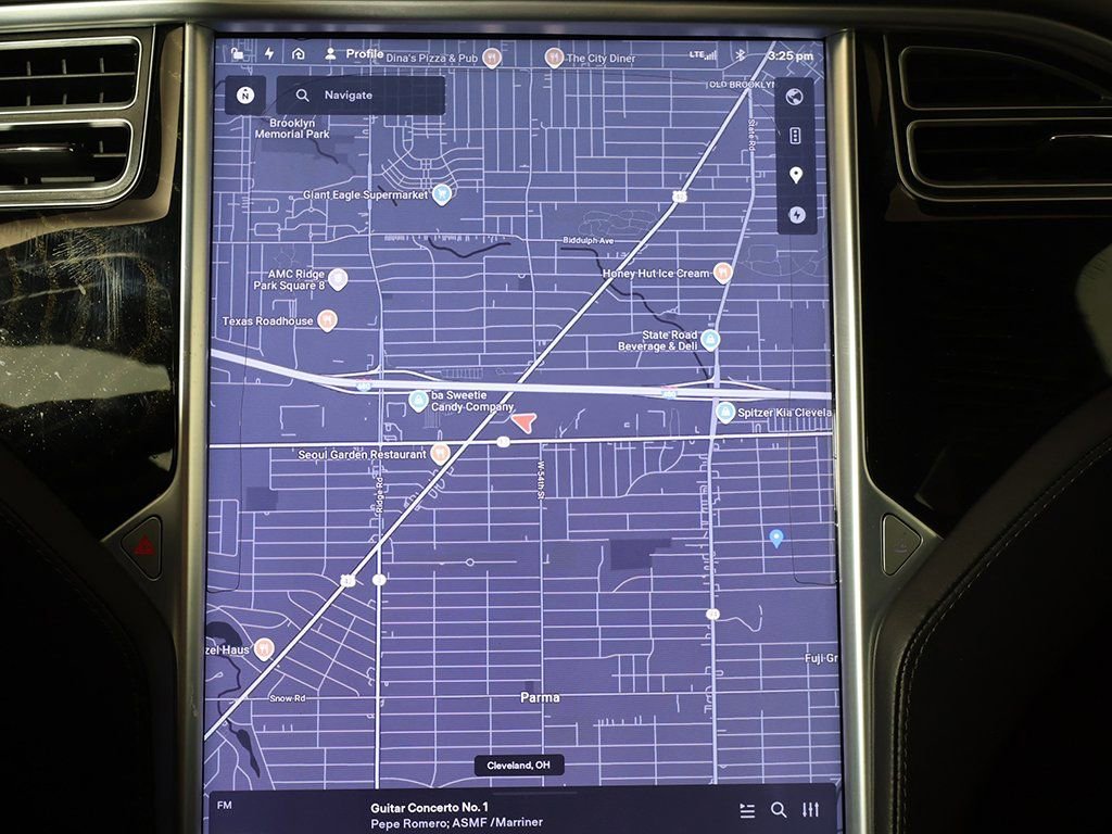 Used 2016 Tesla Model S 75D image 45