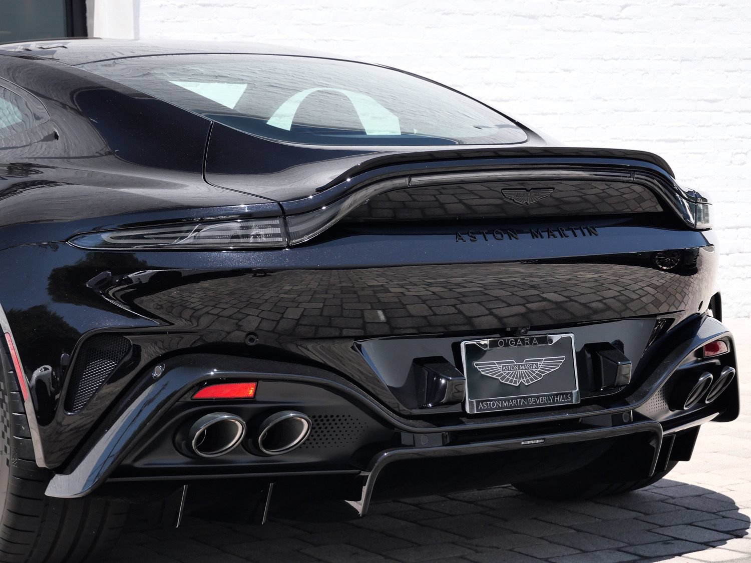 New 2026 Aston Martin V8 Vantage S RWD image 8
