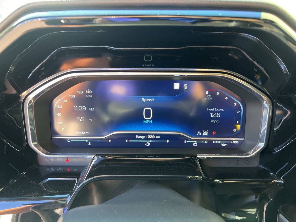 Used 2023 Chevrolet Silverado 1500 High Country w/ High Country Premium Package image 16