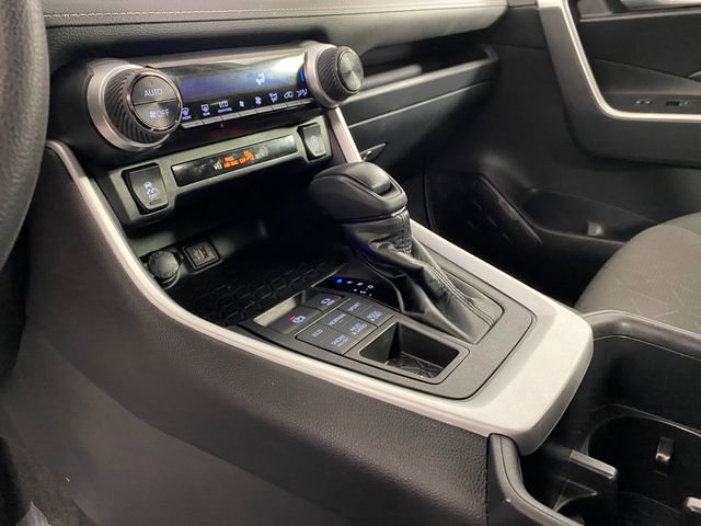 Used 2023 Toyota RAV4 XLE image 27