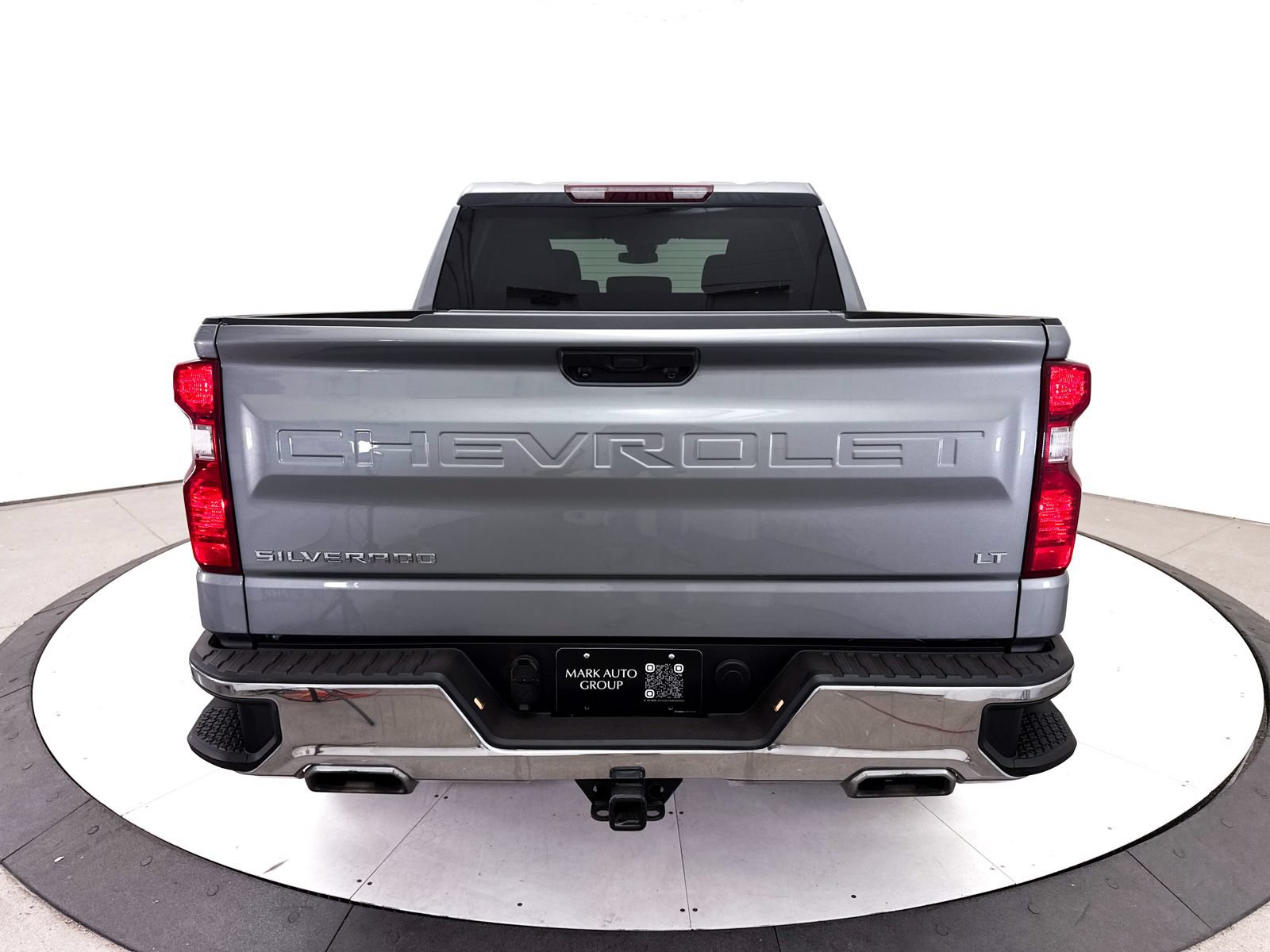 Used 2024 Chevrolet Silverado 1500 LT w/ Z71 Off-Road Package AWD/4WD image 15