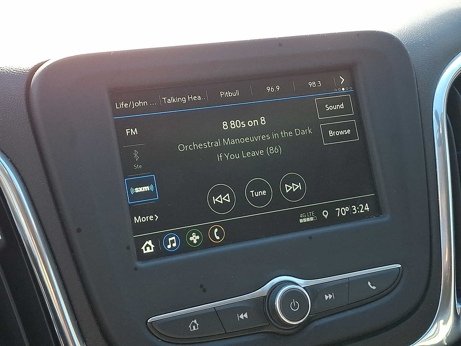 Used 2019 Chevrolet Equinox LT AWD/4WD image 17