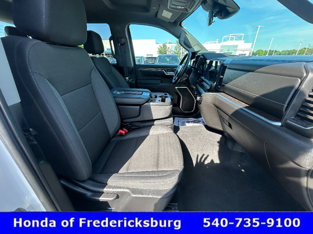 Used 2026 Chevrolet Silverado 1500 RST AWD/4WD image 30